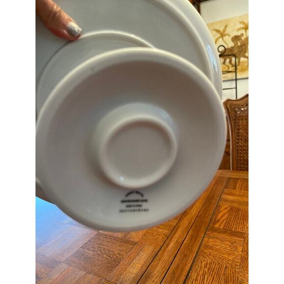 Pottery Barn Great White Cake Stand - Picture 5 of 7